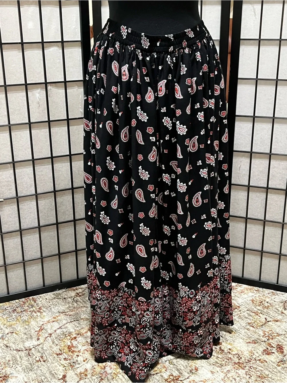 VINTAGE 90s Black AND RED Paisley Tiered Maxi Skirt by RHYTHM BLUE WOMEN SIZE XL